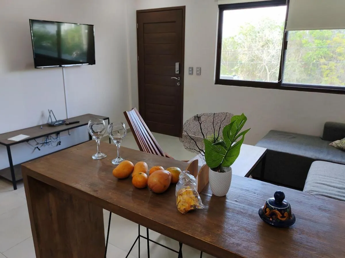 דירות טולום Tiktok Lounge Sunrise Haven